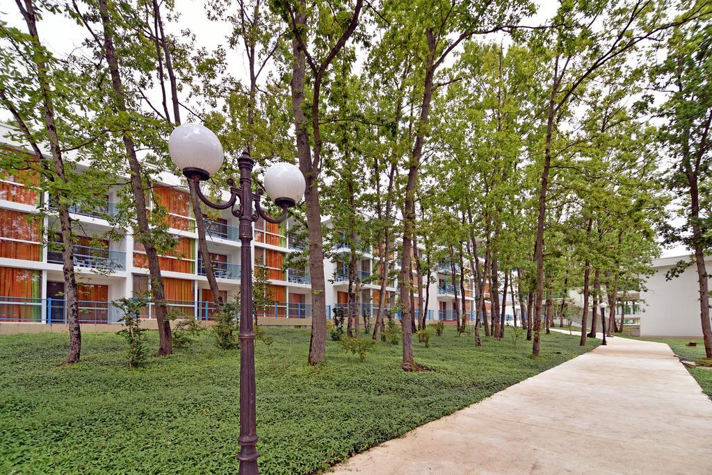 Hotel Forest Beach Primorsko Exterior photo
